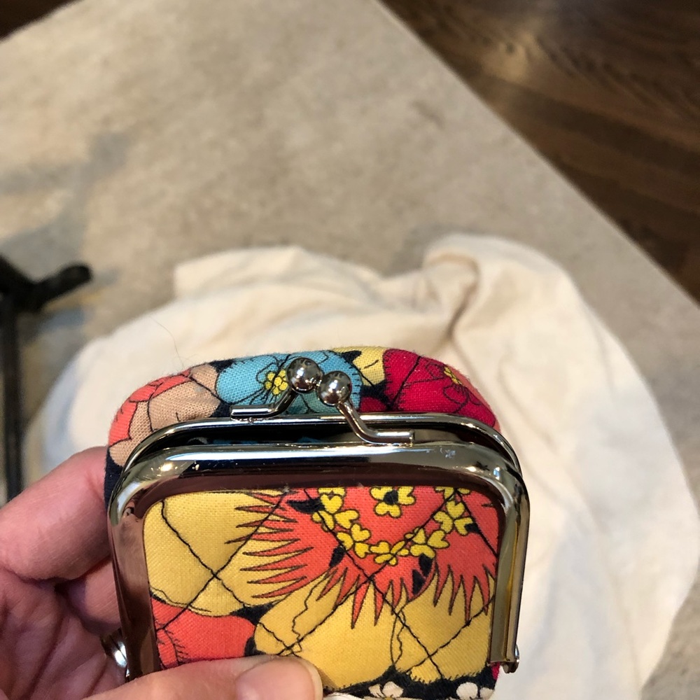 Vera Bradley contact case-Happy Snails